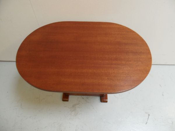 Art Deco bijzetttafel ovaal