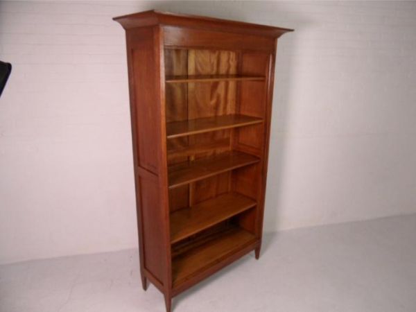 Eiken open boekenkast