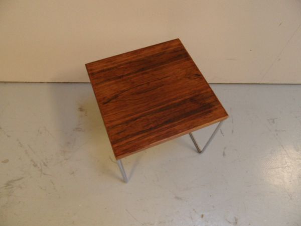 Mid Century bijzet tafeltje