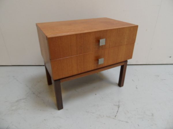 Mid century ladekastje