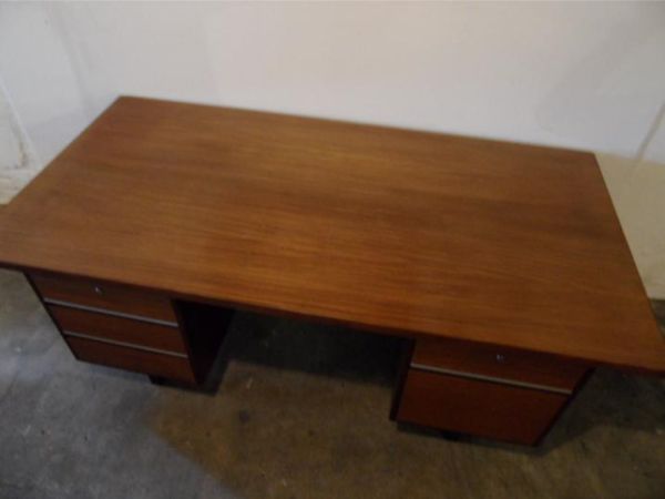 Mid Century bureau