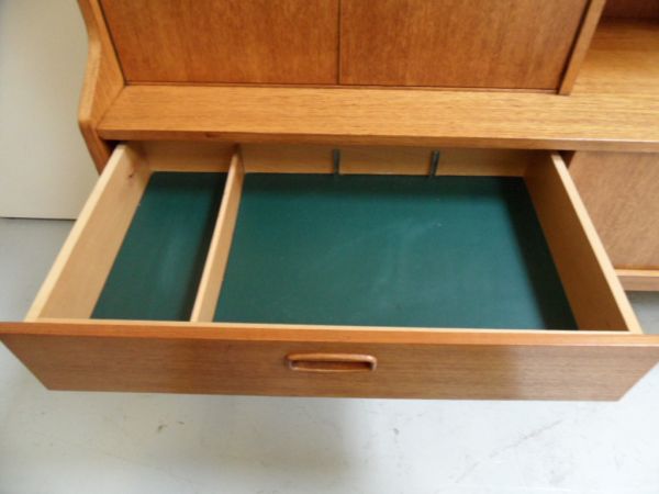 Mid century High board