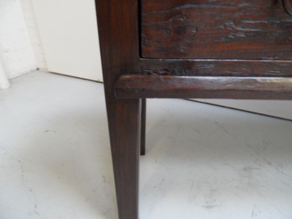 Antieke sidetable