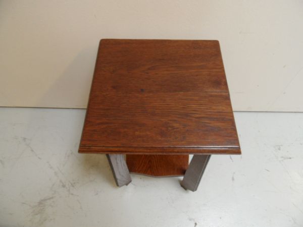 Bijzetttafel Amsterdamse School