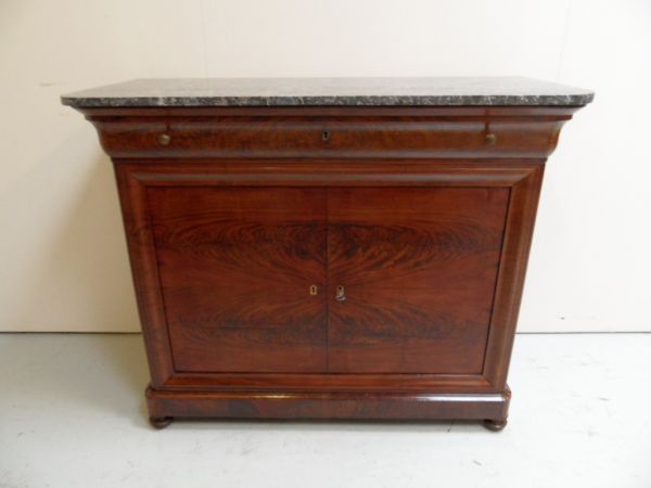 Sideboard met marmer