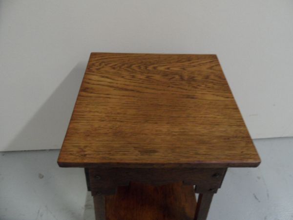 eiken sidetable