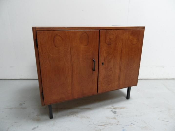 Mid Century twee deurs kast