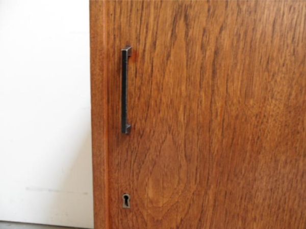 Filing cabinet with roller shutter