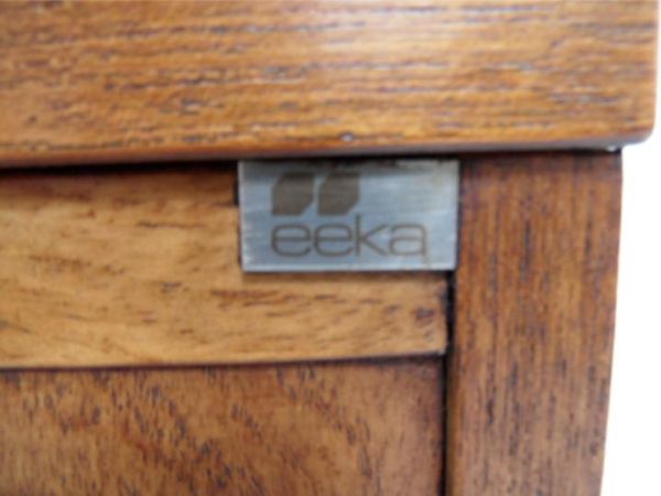 Filing cabinet with roller shutter