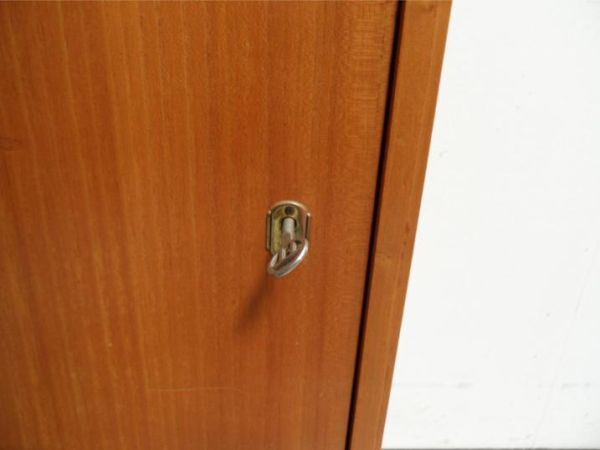 One-door sideboard