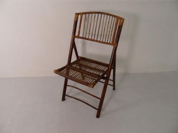 Bamboo folding chair