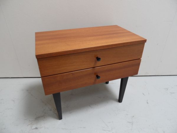 Mid Century chest of drawers