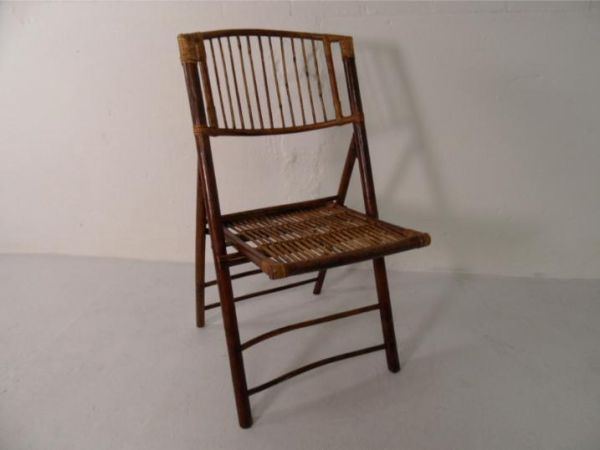 Bamboo folding chair