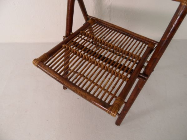 Bamboo folding chair
