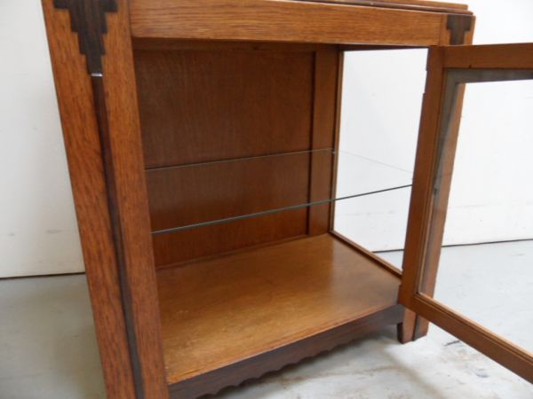 Art Deco display cabinet