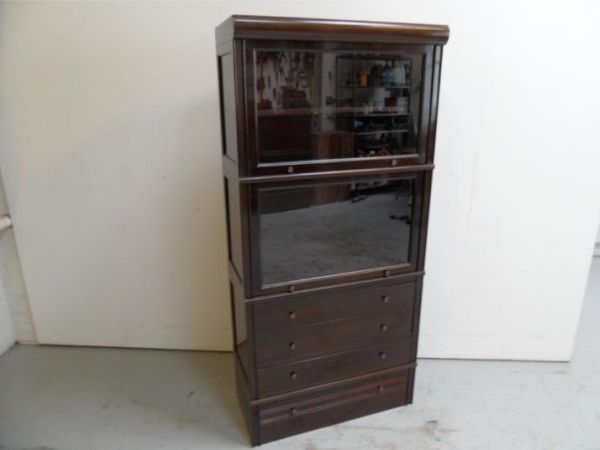 Globe Wernicke boekenkast