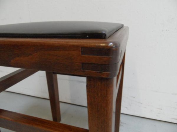 Vintage kruk met skai