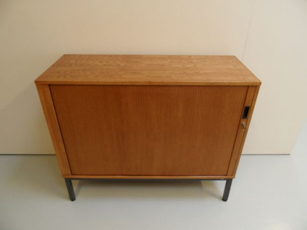 Filing cabinet with roller shutter  Labofa