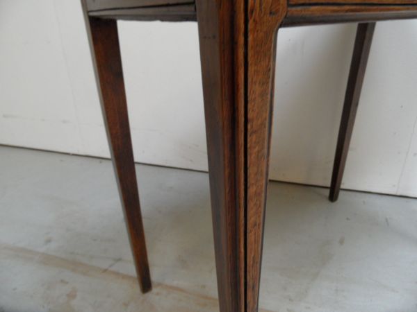 Antiek eiken sidetable