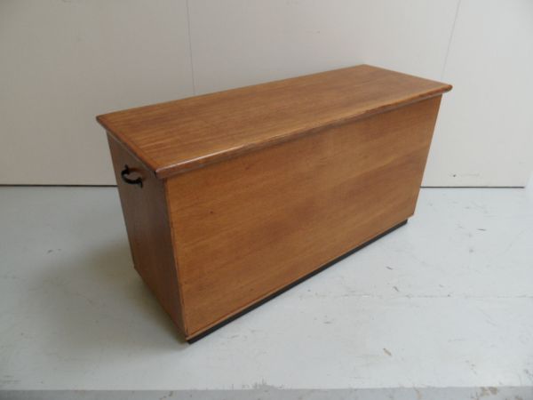 Vintage chest
