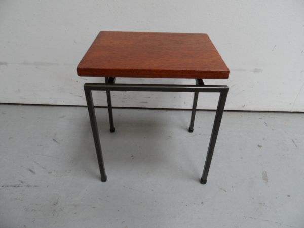 Vintage klein bijzet tafeltje