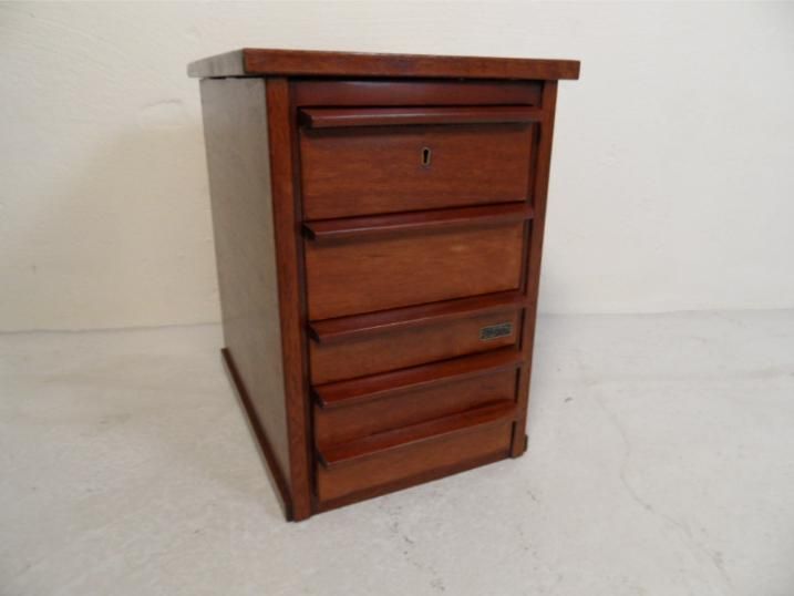 Filing cabinet with drawers
