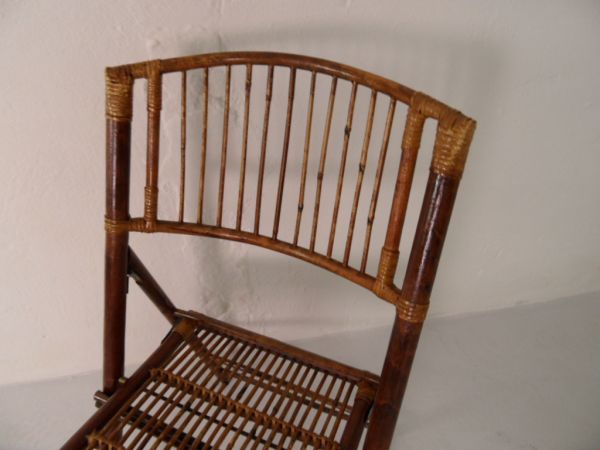 Bamboo folding chair