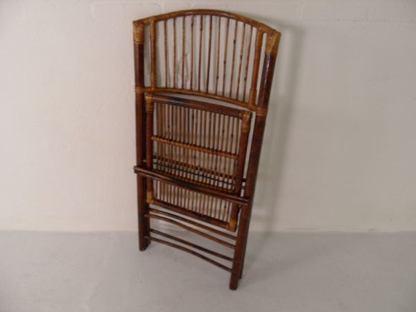Bamboo folding chair