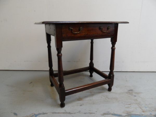 oak sidetable