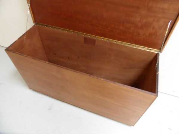 Vintage chest