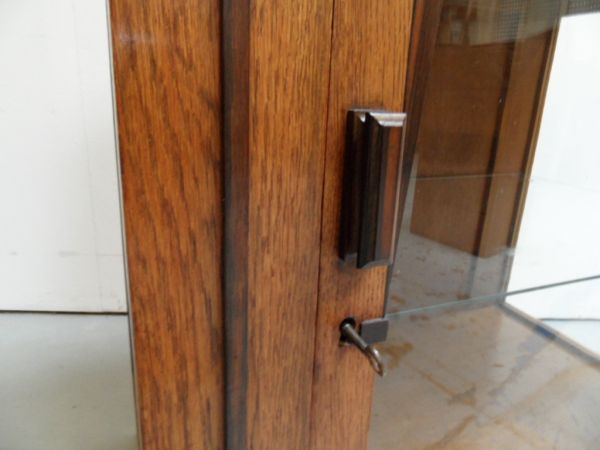 Art Deco display cabinet