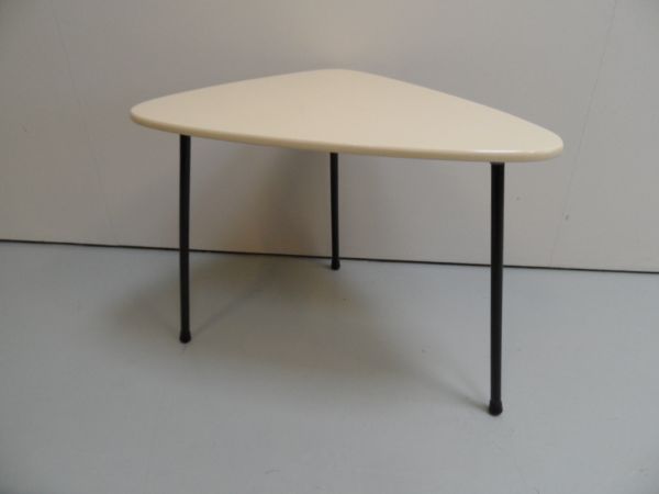 Vintage bijzettafel wit