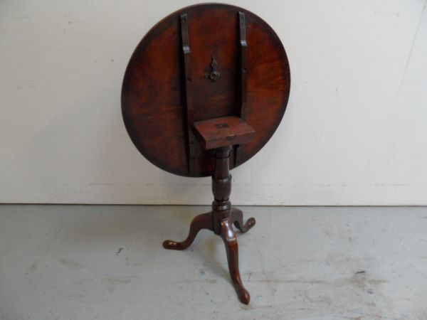 Mahogany  Tilt top table