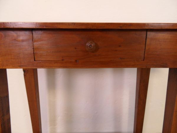 Sidetable met laatje