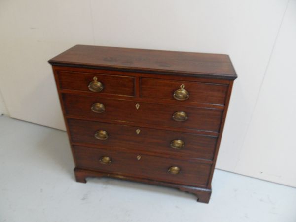 oak chest of drawers
