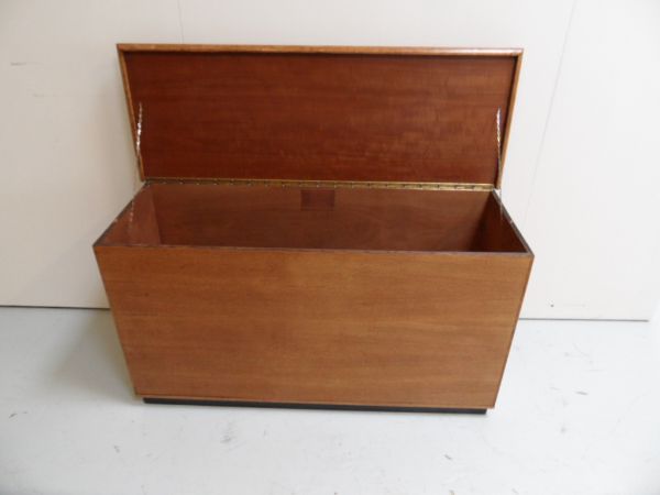 Vintage chest