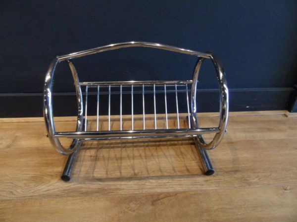 Chrome magazine rack