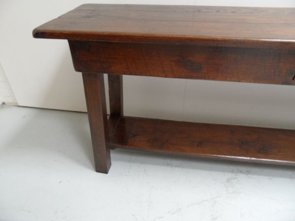 Antique sidetable