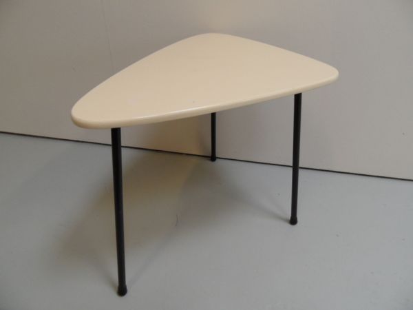 Vintage bijzettafel wit