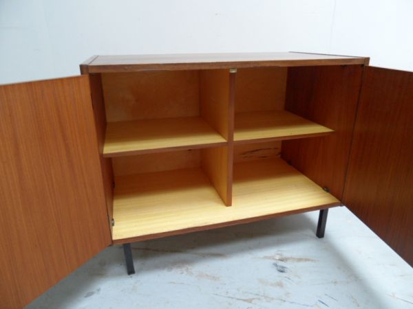 Mid Century twee deurs kast