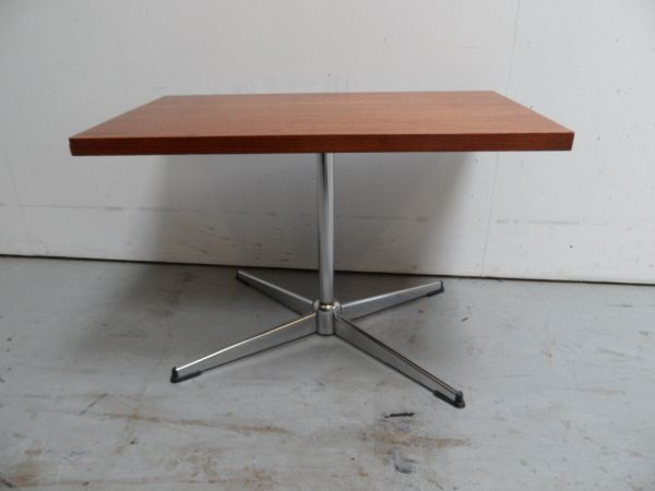 Tv tafel 1950's