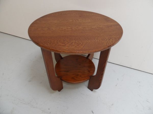 Art Deco sidetable