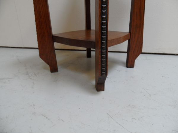 Sidetable Amsterdamse School