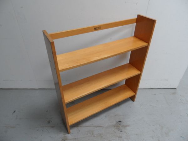 Vintage open boekenkastje