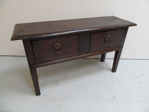 Antique sidetable