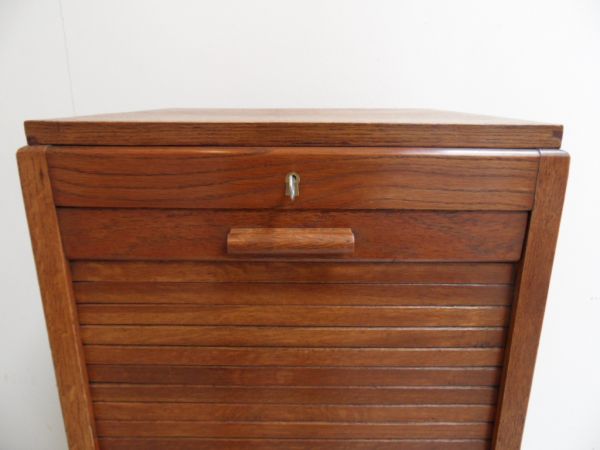 filing cabinet with roller shutter