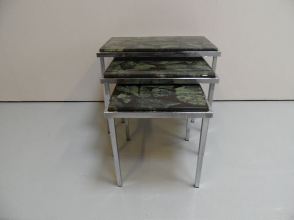 Vintage mimiset bijzettafeltjes