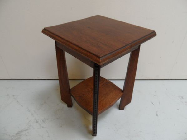 Sidetable Amsterdamse School