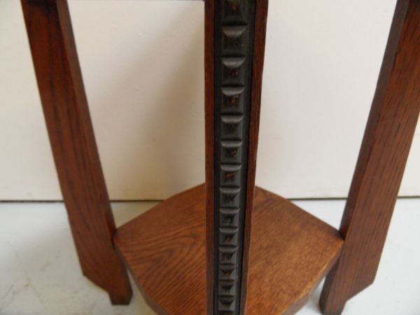 Sidetable Amsterdamse School