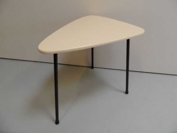 Vintage bijzettafel wit